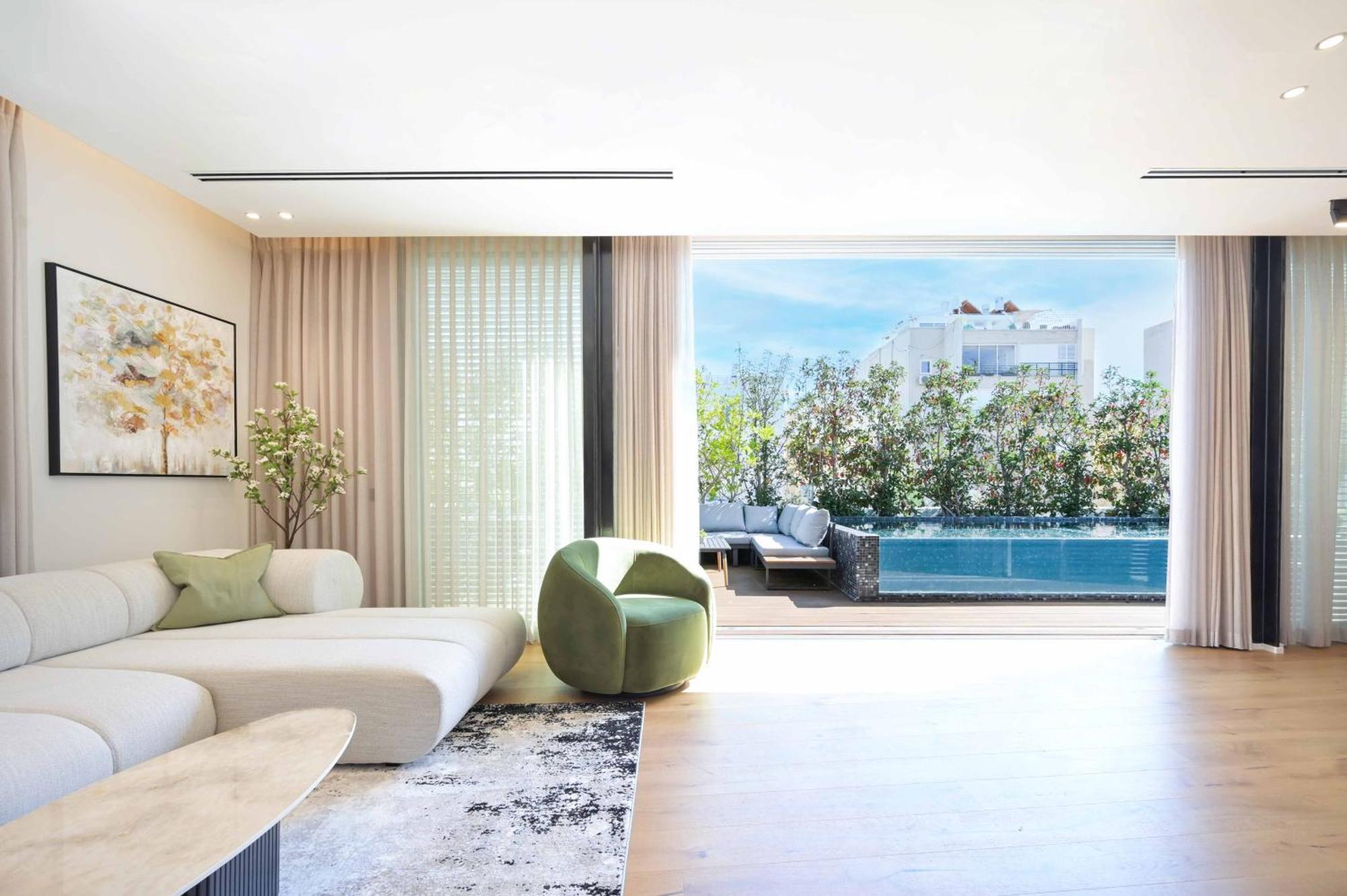 Luxury Modern 3br Penthouse W Pool By Holyguest Tel Aviv-Jaffa