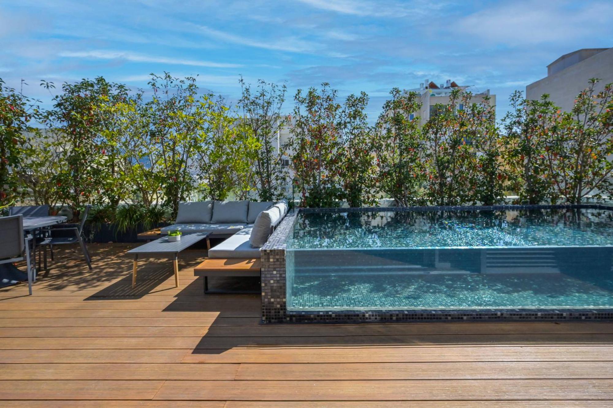 Luxury Modern 3br Penthouse W Pool By Holyguest Apartment